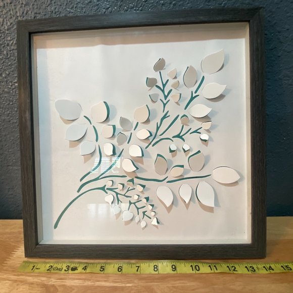 Paper Leaf Portrait Frame Decor 14 x14 - Picture 6 of 8